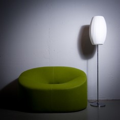 Stehlampe LOOP Wei� Prisma 160cm