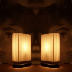 Tischlampe LOOP Wei� mit Holzfu� 50cm